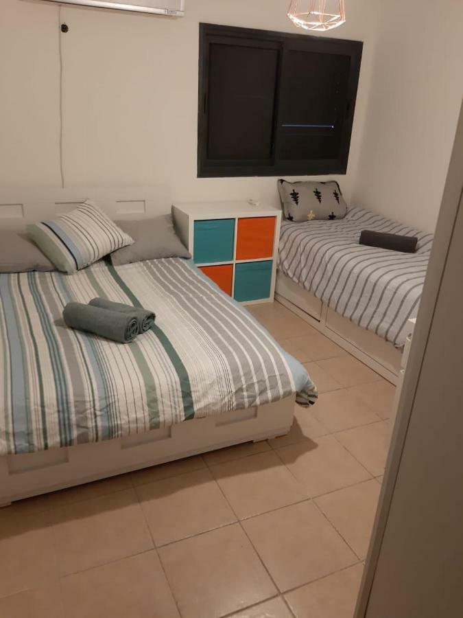 Spacious Apt. W/ Seaview, Fireplace & Netflix Acre Exterior photo